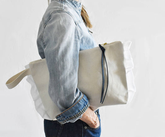 Ruffle Cotton Zipper Pouch | Navy & Black Leather Pull
